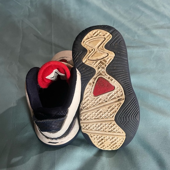 Toddler Nike sneakers - Picture 3 of 4